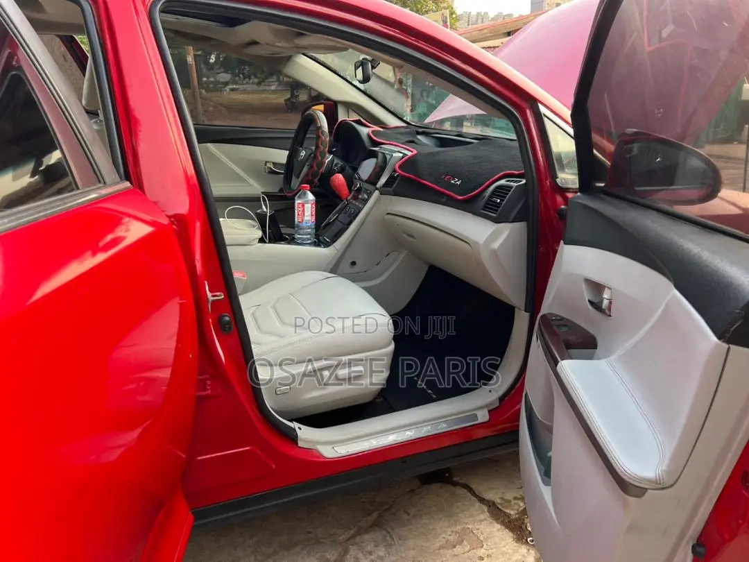 Toyota Venza 2013 Red