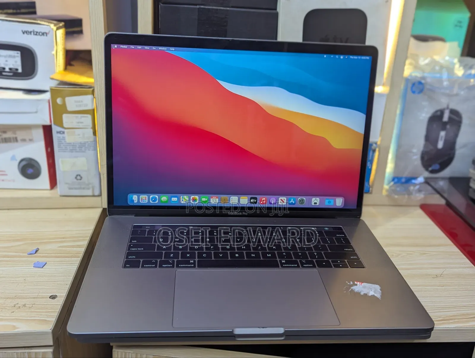 Laptop Apple MacBook Pro 2017 16GB Intel Core i7 SSD 512GB