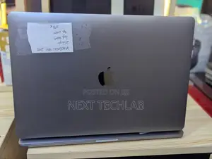 Laptop Apple MacBook Pro 2017 16GB Intel Core i7 SSD 512GB