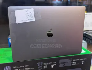 Laptop Apple MacBook Pro 2018 16GB Intel Core i7 SSD 512GB