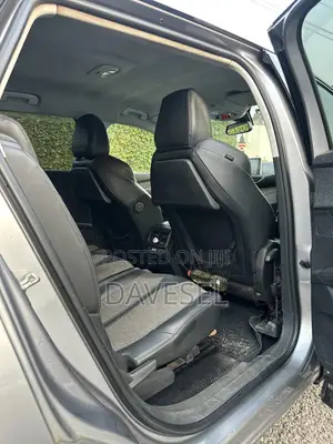 Peugeot 5008 2017 Gray