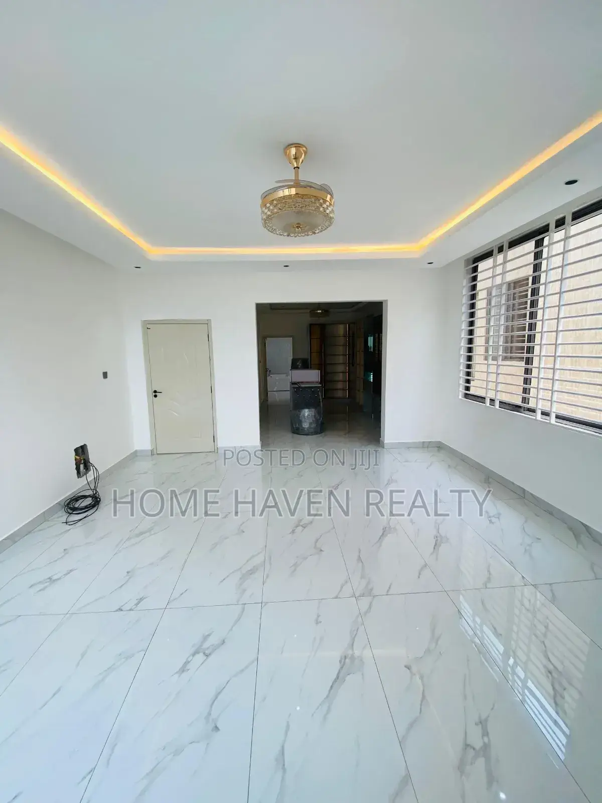 4bdrm House in East Legon Ogbojo, American House for sale