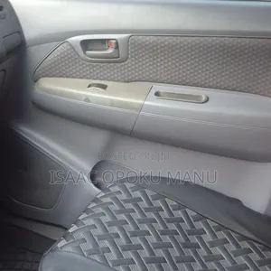 Toyota Hilux 2007 White