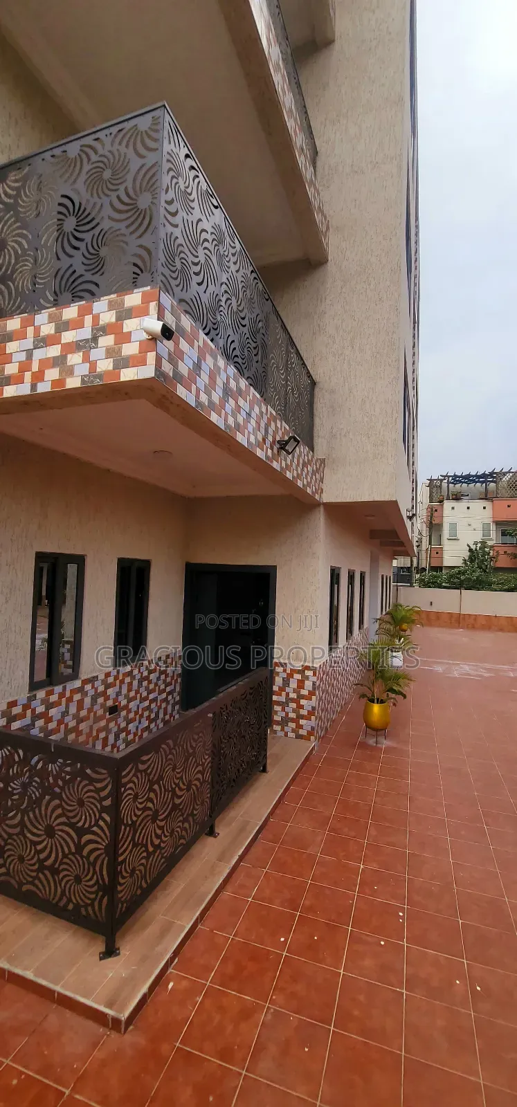 2bdrm Apartment in Gracious Properties, Tseaddo for rent