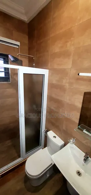 2bdrm Apartment in Gracious Properties, Tseaddo for rent