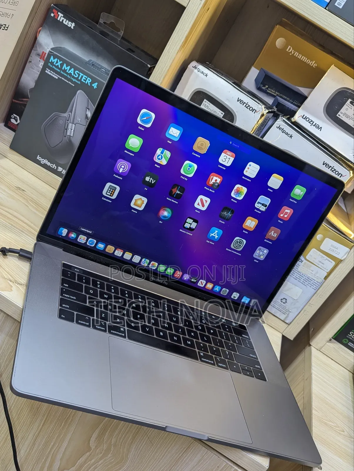 Laptop Apple MacBook Pro 2018 16GB Intel Core i7 SSD 512GB