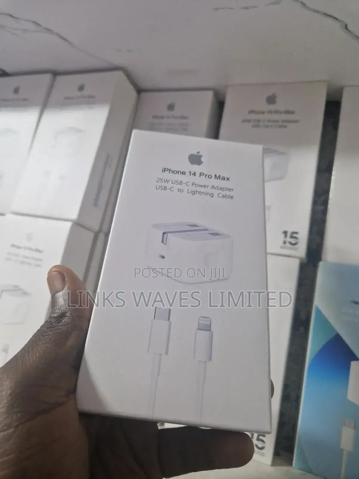 Apple 25w Usb-c Fast Charger For iPhone (Usb-c To Lightning Cable