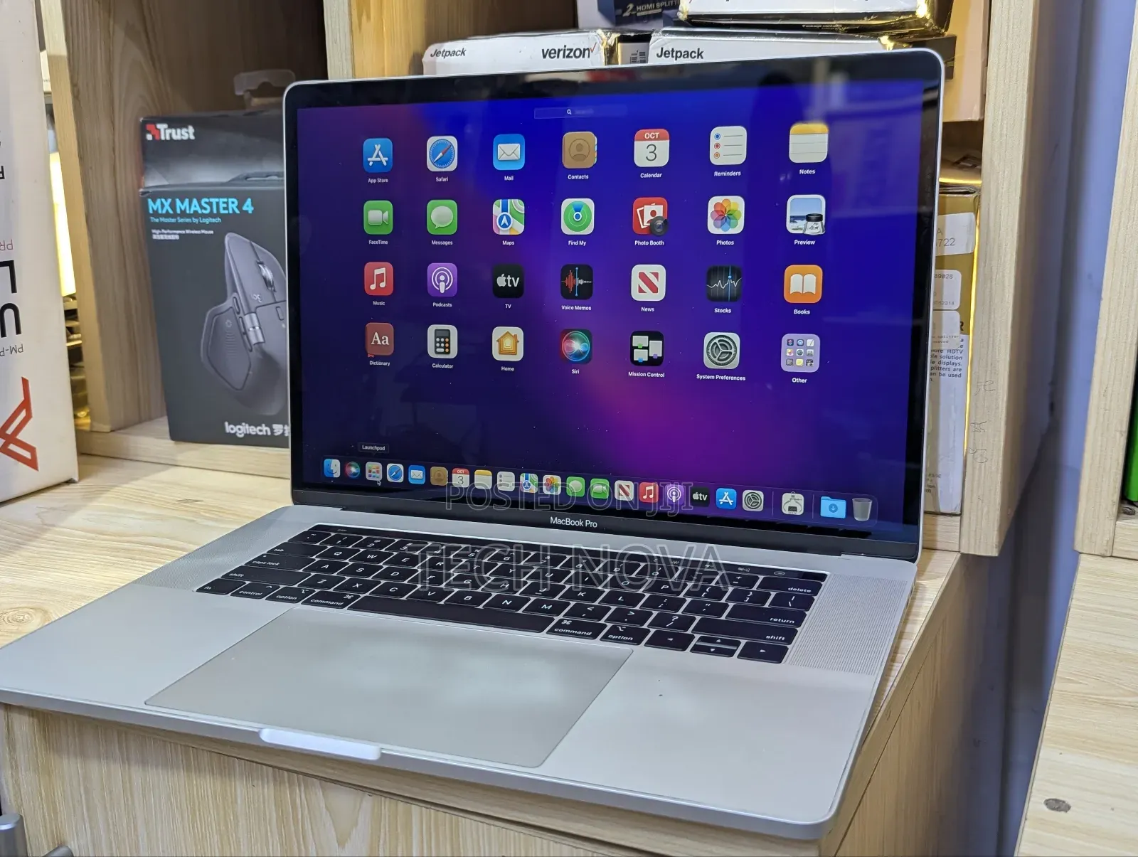 Laptop Apple MacBook Pro 2017 16GB Intel Core i7 SSD 512GB