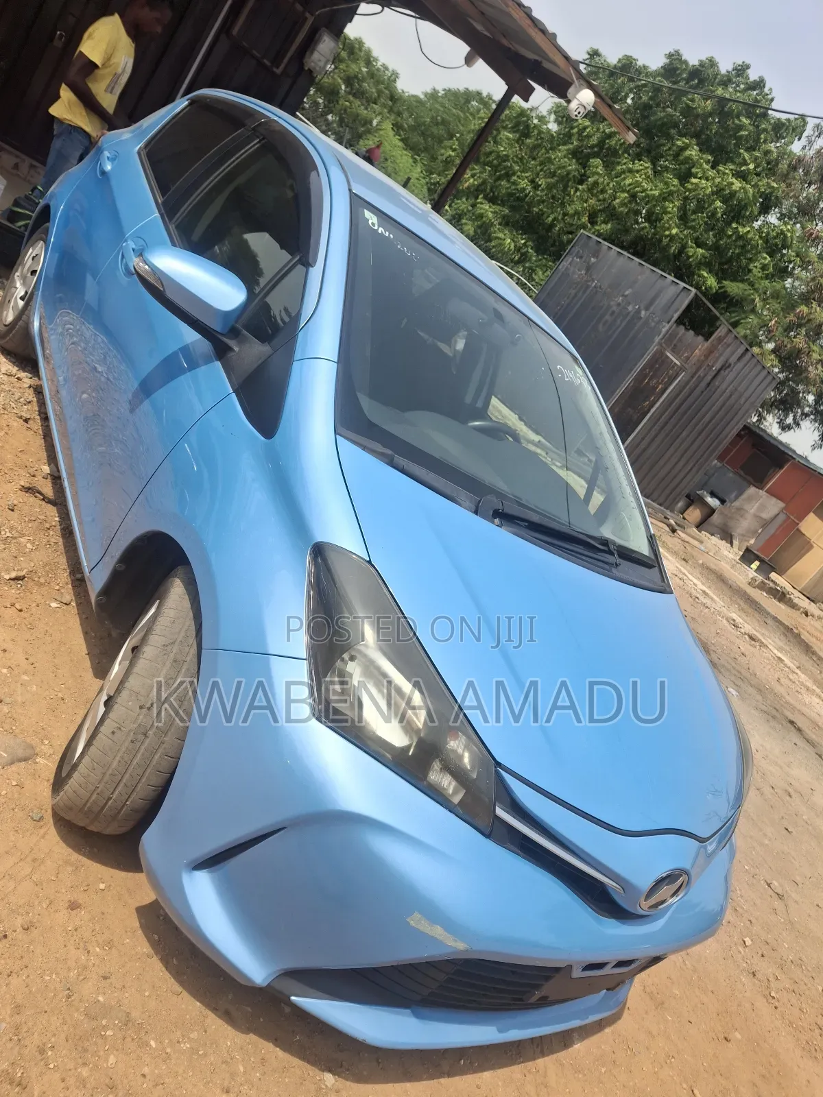 Toyota Vitz 1.3 FWD 5dr 2015 Blue