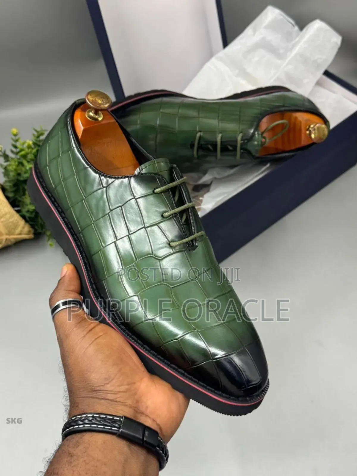Green and Black Leather Derby Shoes
