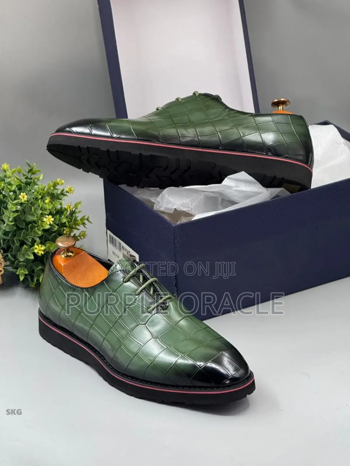 Green and Black Leather Derby Shoes
