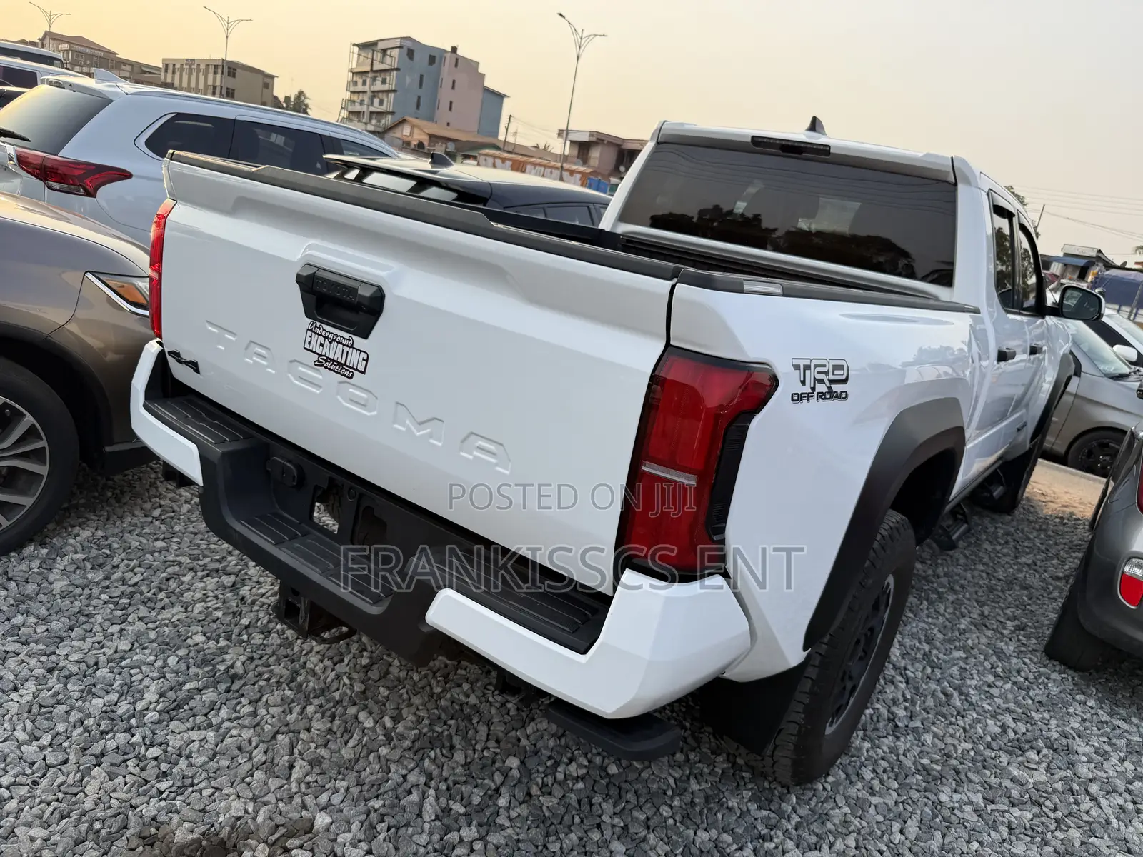 Toyota Tacoma 2024 White
