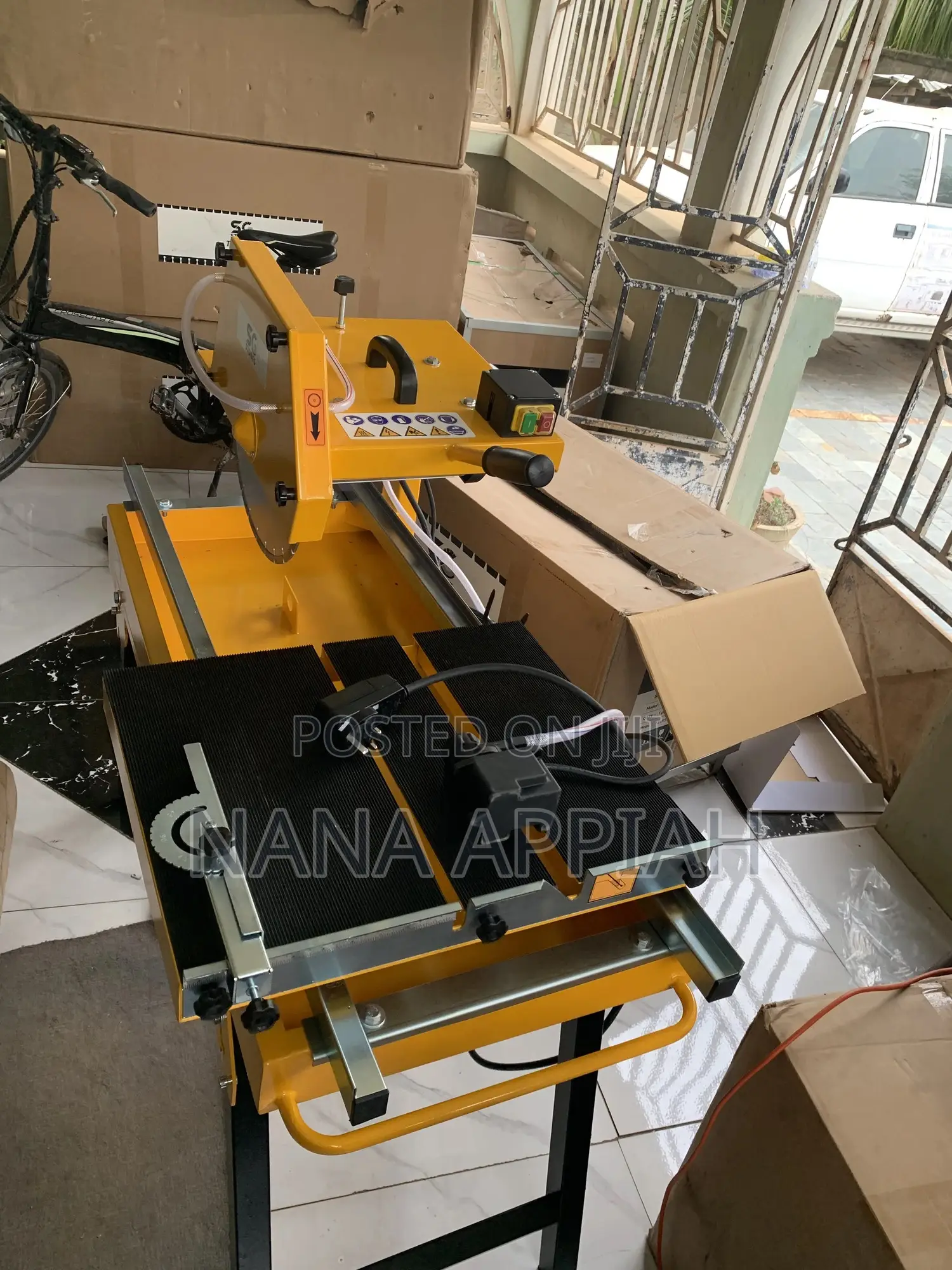 Stone Cutting Machine