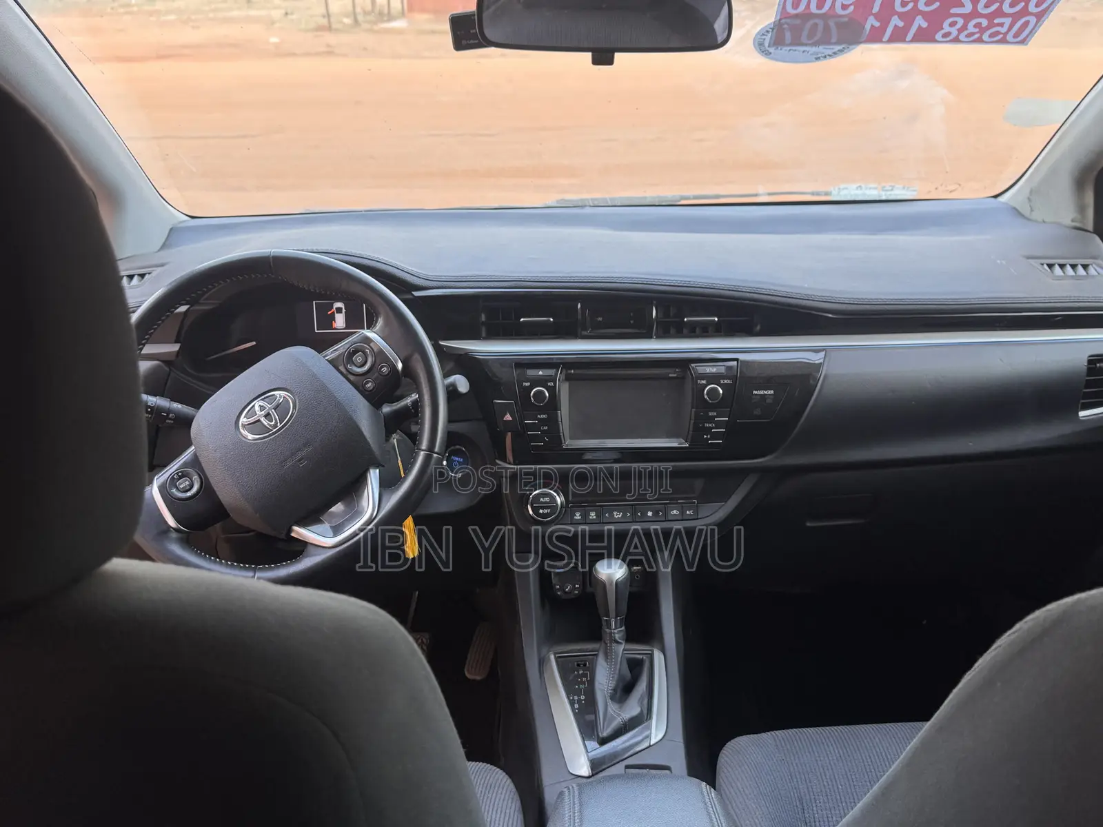Toyota Sienta 1.5 Hybrid FWD (6-seater) 2016 Black