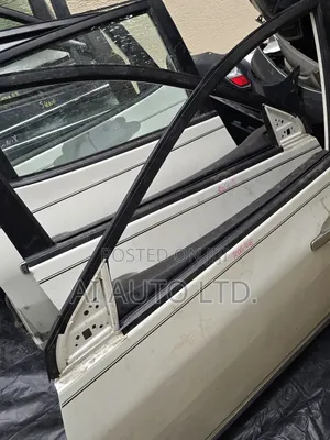 2012 Nissan Rogue Doors.
