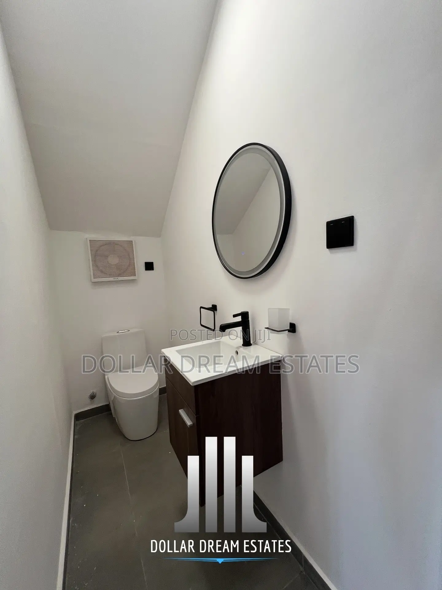 4bdrm House in Oyarifa for sale
