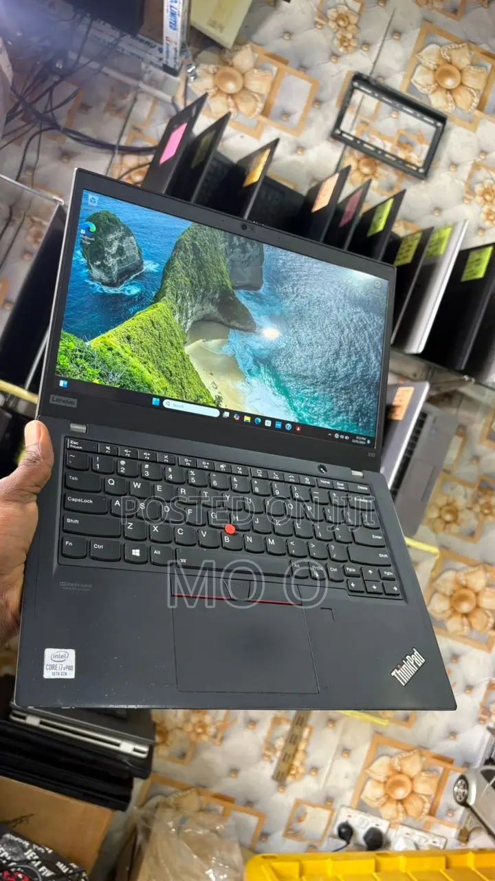 Laptop Lenovo ThinkPad X13 Gen 4 16GB Intel Core i7 SSD 256GB