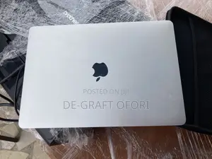 Laptop Apple MacBook Air 2020 8GB Intel Core i5 eMMC 256GB