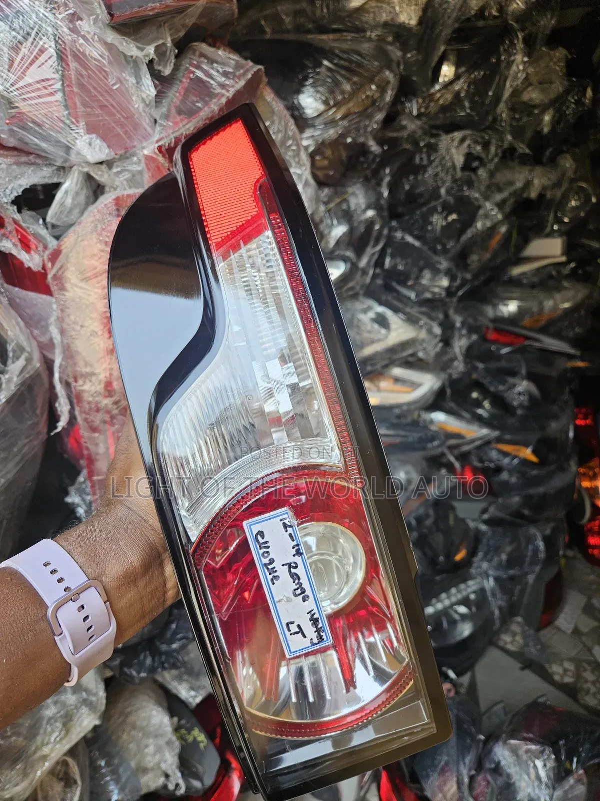 Range Rover Vogue Taillight Driver Side