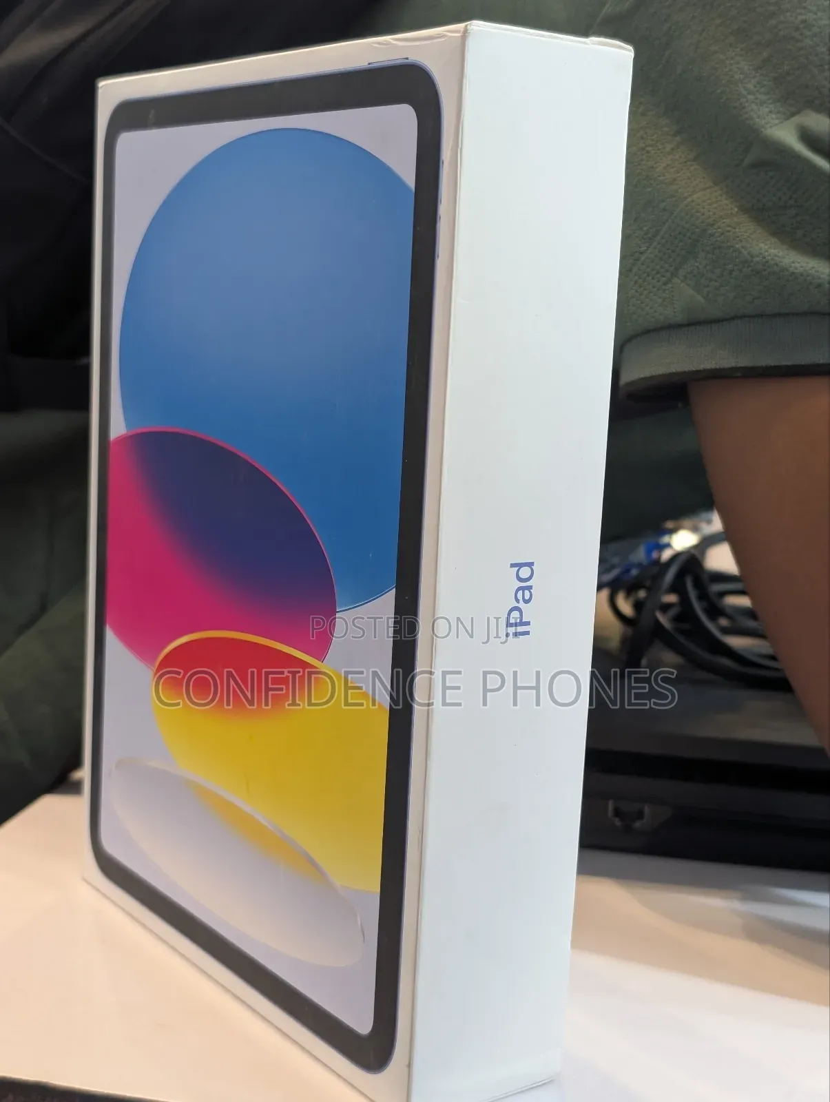 New Apple iPad (2025) 128 GB