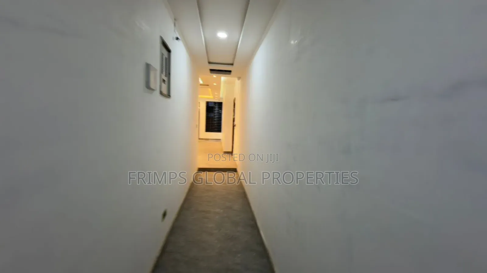3bdrm House in Lake Side Estate for sale