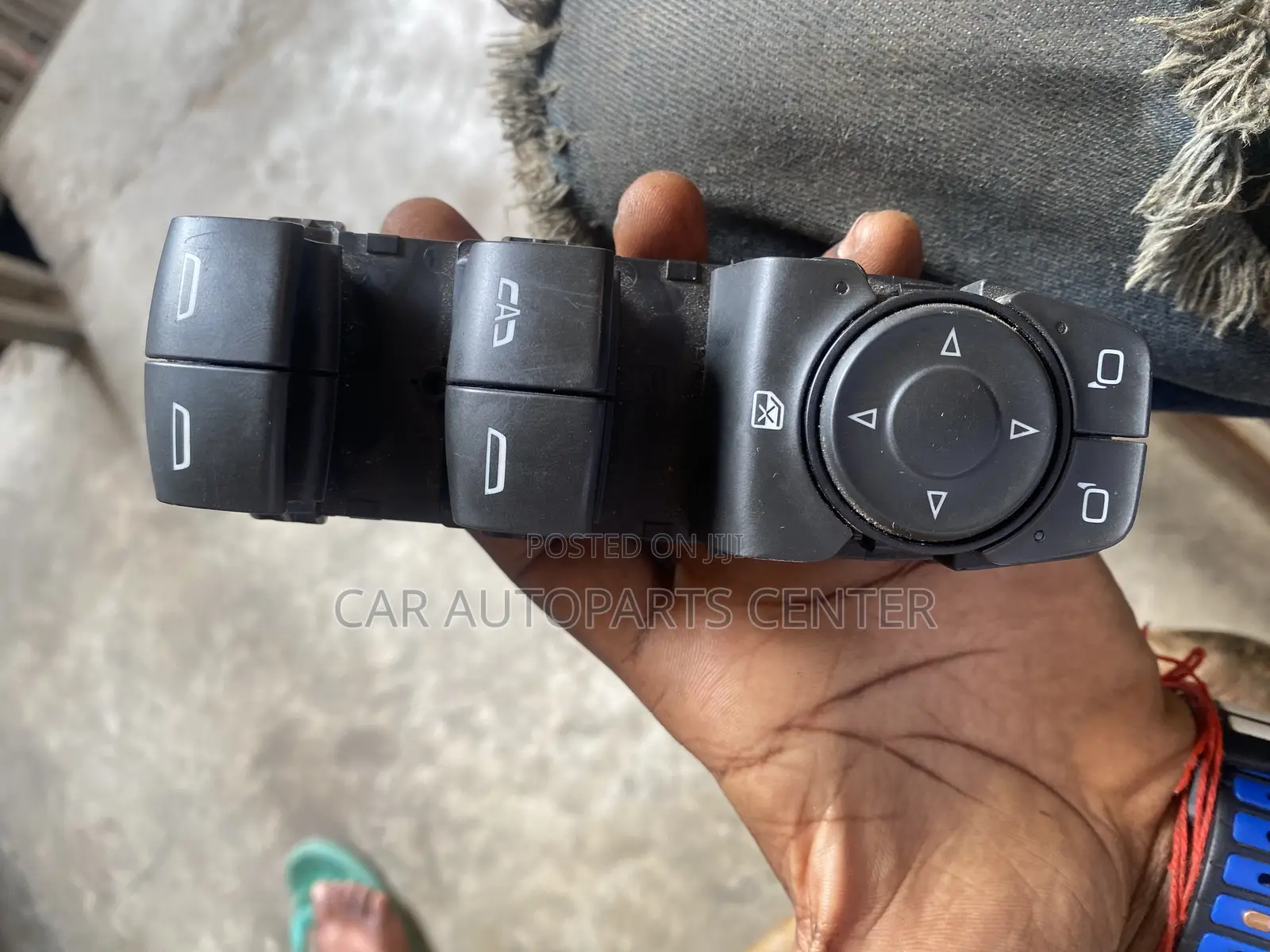 GMC Terrain/Sierra 2019-21 Master Door Switch