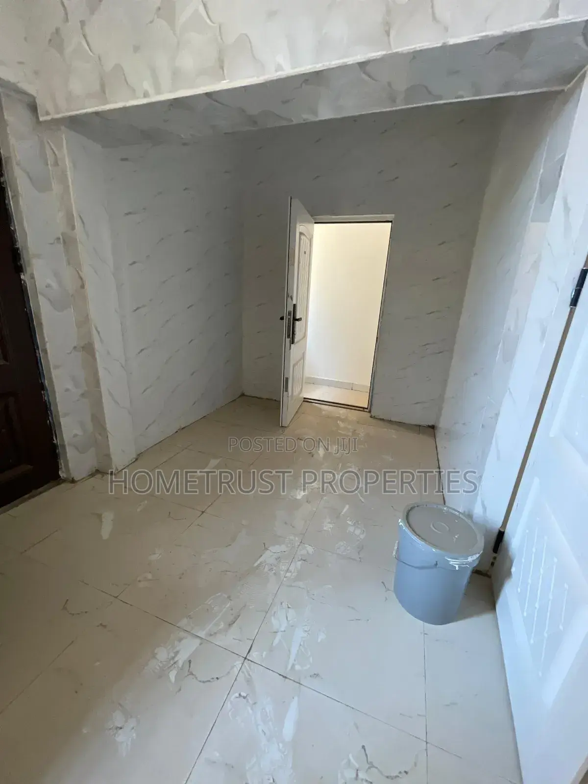 5bdrm Duplex in Achimota Tantra, Mile 7 for rent