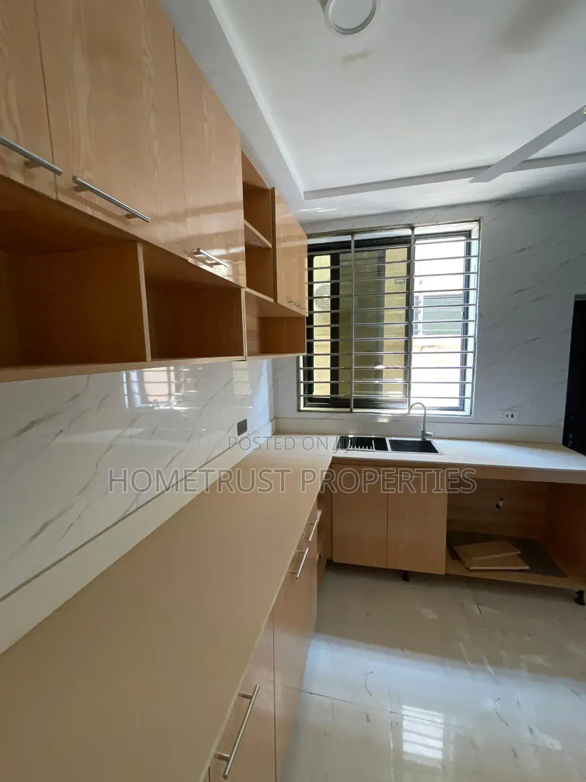 5bdrm Duplex in Achimota Tantra, Mile 7 for rent