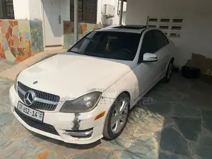 Mercedes-Benz C300 Luxury 4Matic Sedan AWD (3.0L 6cyl 7A) 2010 White