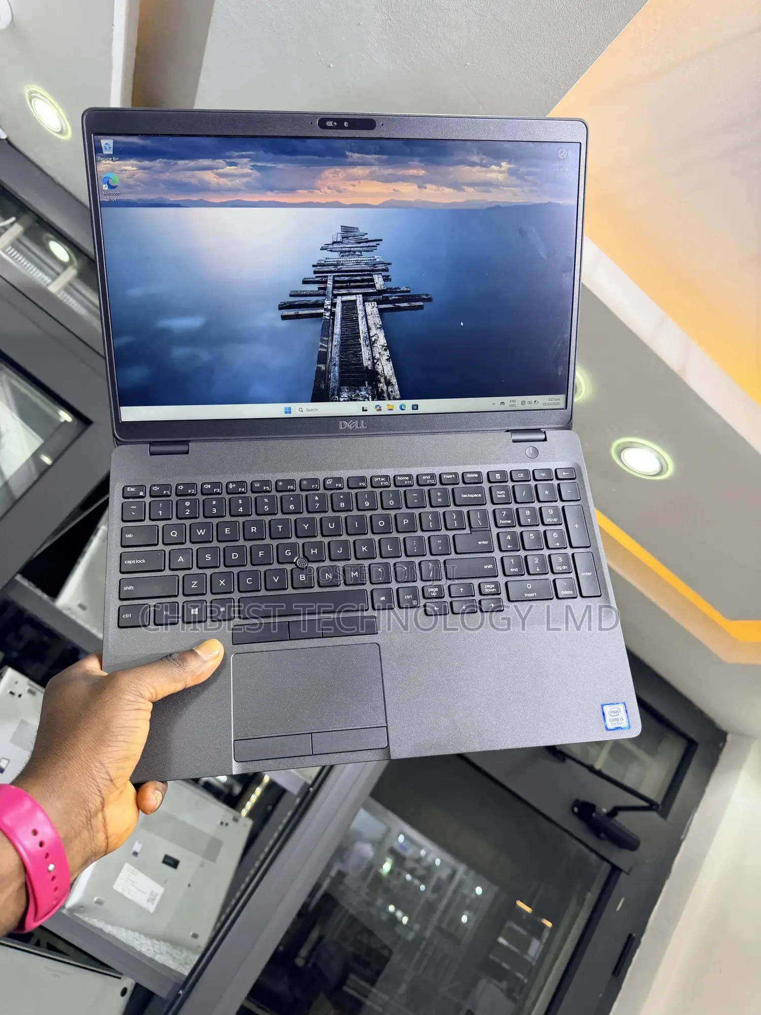 Laptop Dell Latitude 5501 8GB Intel Core i5 SSD 256GB