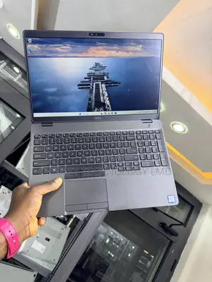 Laptop Dell Latitude 5501 8GB Intel Core i5 SSD 256GB