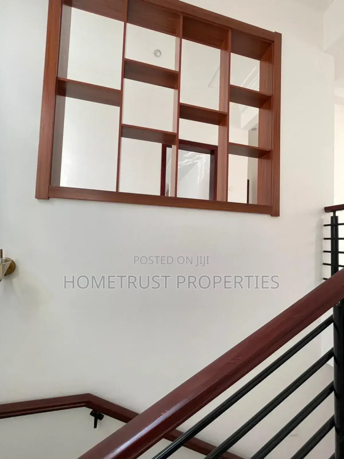 3bdrm Duplex in East Airport for rent