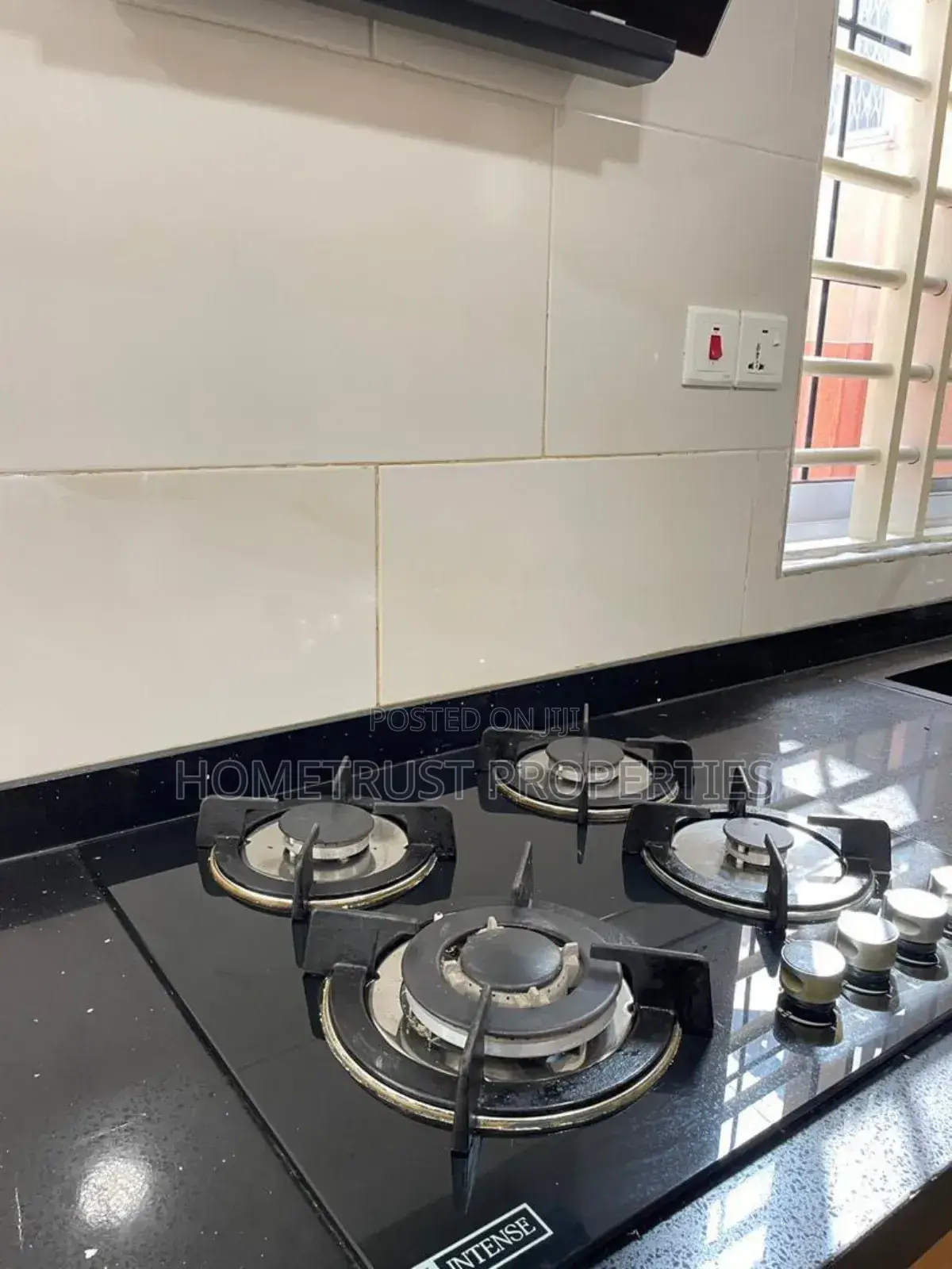 3bdrm Duplex in East Airport for rent