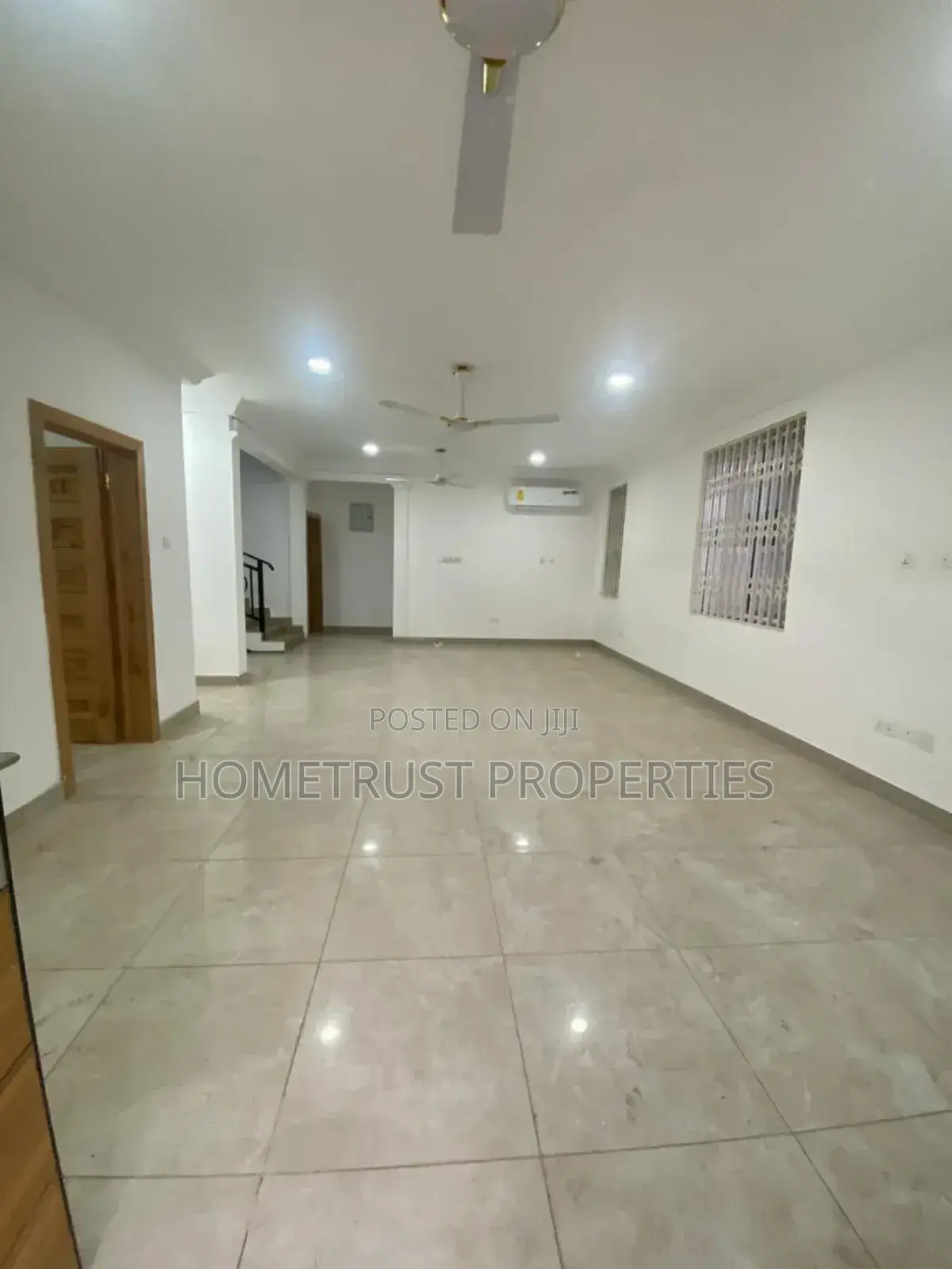 3bdrm Duplex in East Airport for rent