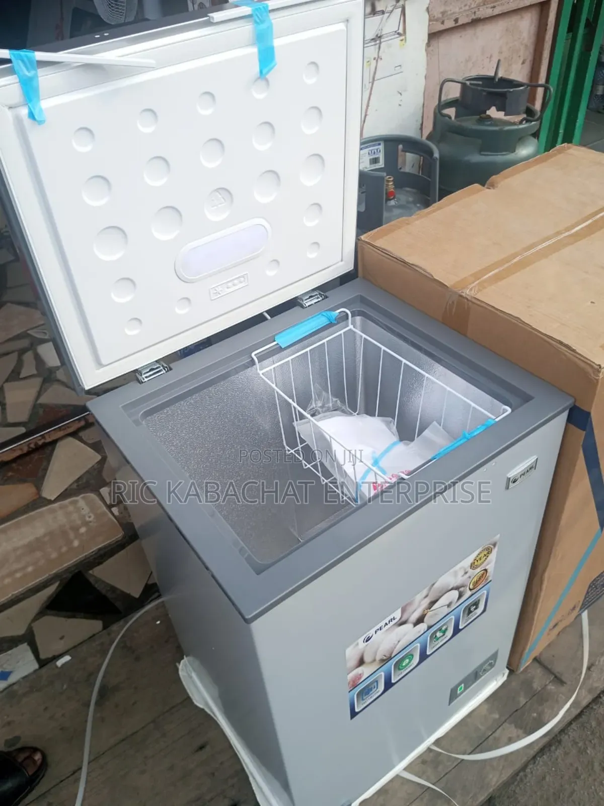 Pearl Chest Freezer PCF -1360-1a