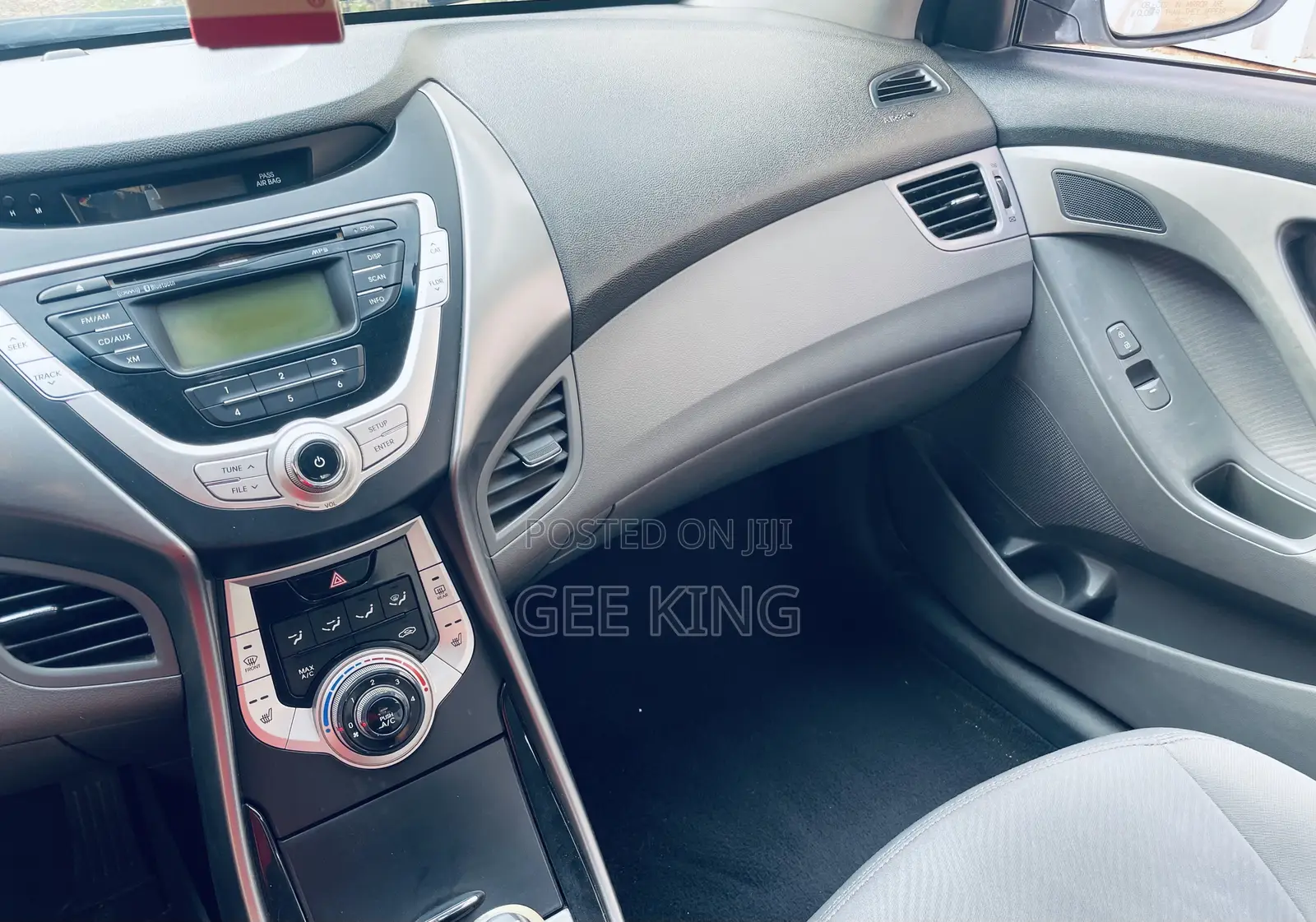 Hyundai Elantra GLS Sedan FWD (1.8L 4cyl 6A) 2013 White