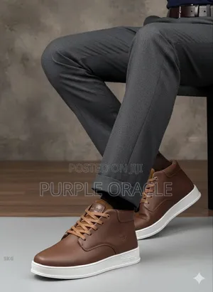 Men's Brown Leather Fashion Sneakers.