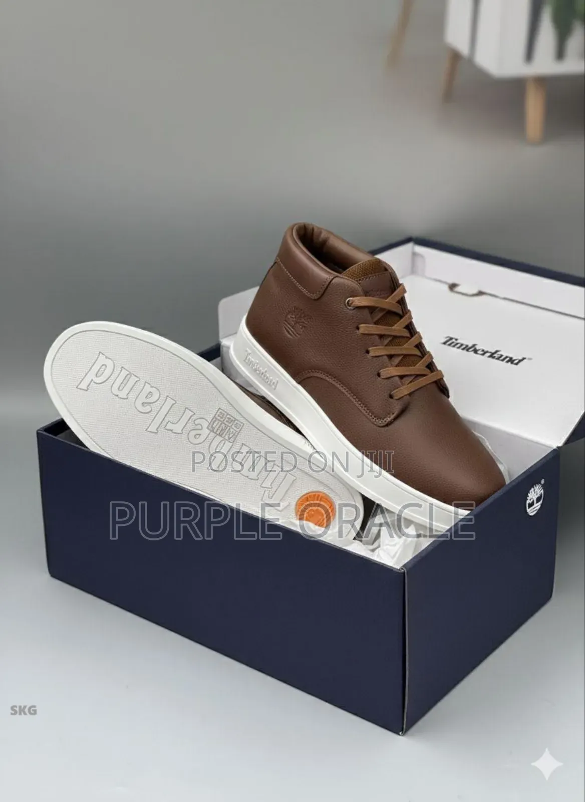 Men's Brown Leather Fashion Sneakers.