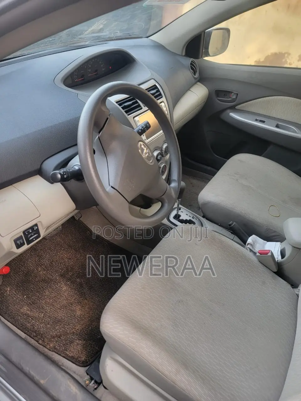 Toyota Belta 2012 Blue