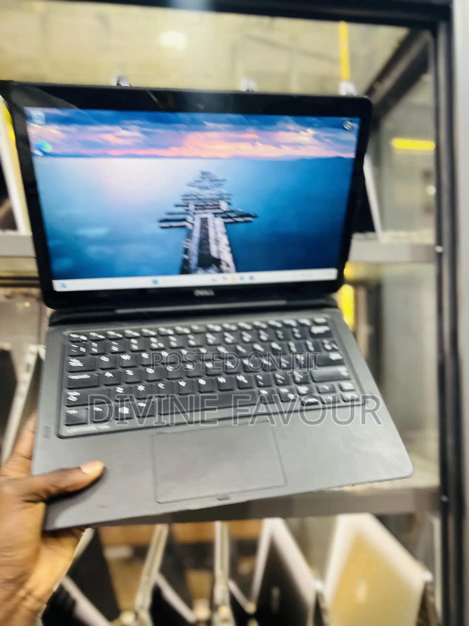 Laptop Dell Latitude 13 7350 8GB Intel Core M SSD 256GB