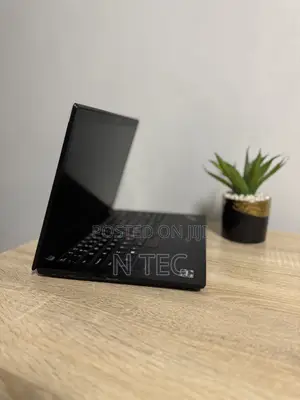 Laptop Lenovo ThinkPad X13 Gen 4 8GB AMD Ryzen 5 SSD 256GB