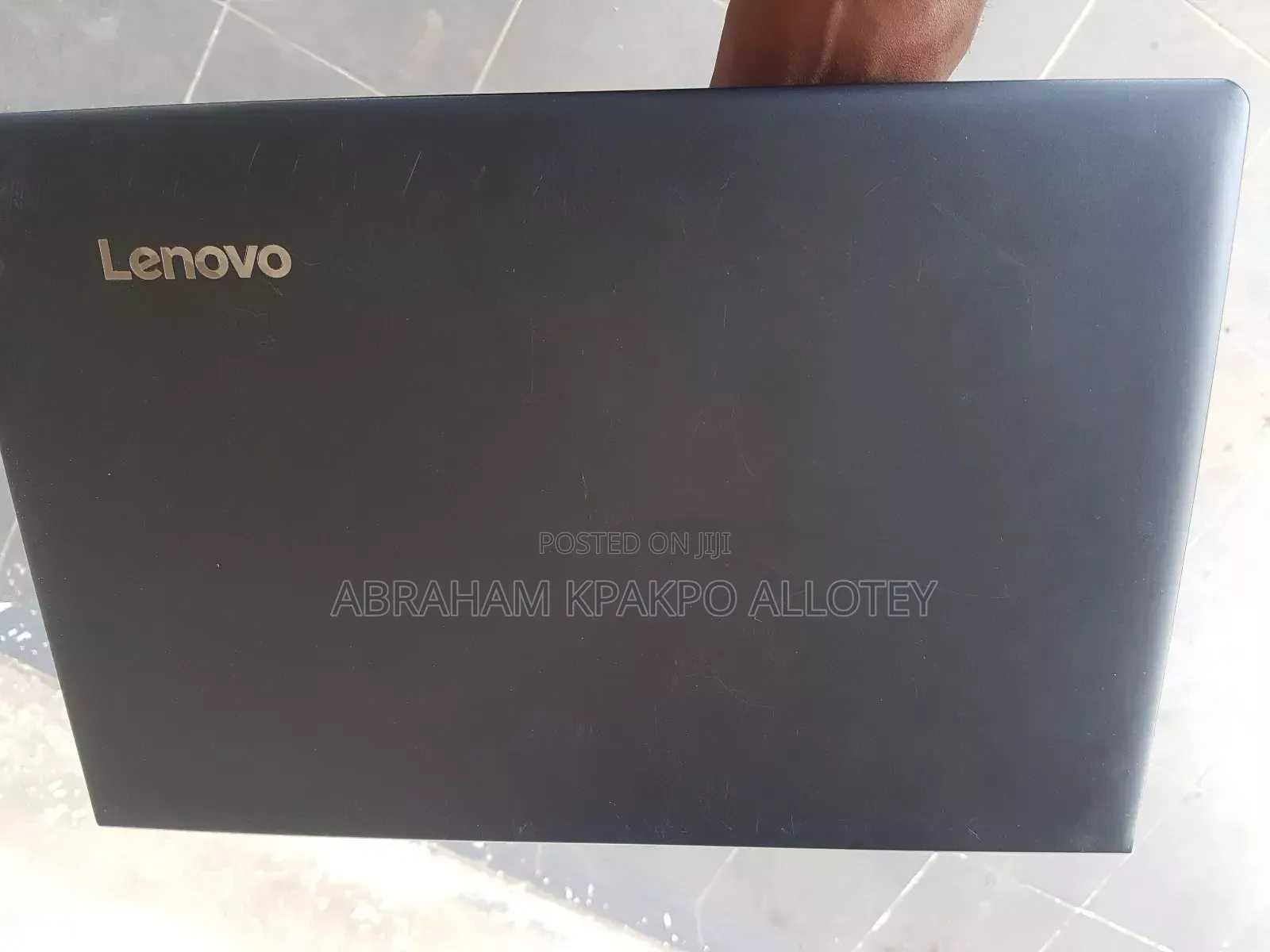 Laptop Lenovo 4GB Intel Core i3 HDD 1T
