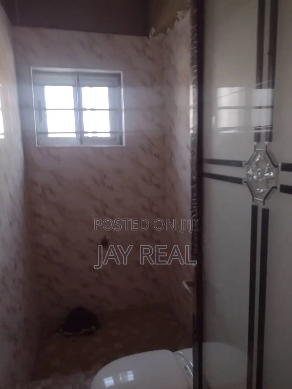 1bdrm Apartment in Jayreal Estate., Kasoa for rent