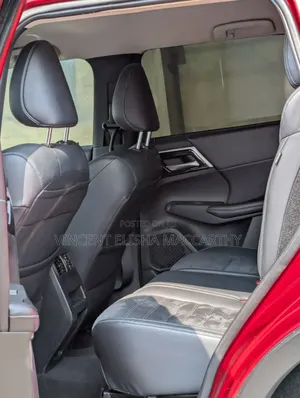 Mitsubishi Outlander Sport SE 2022 Red