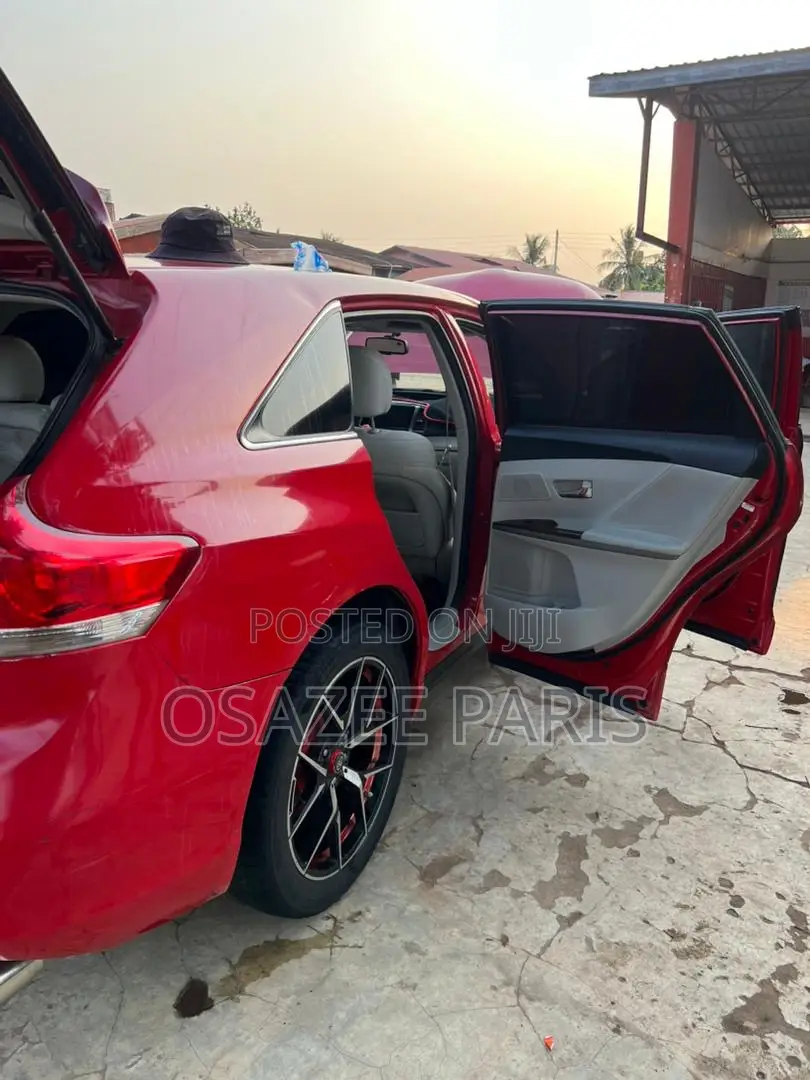 Toyota Venza 2013 Red