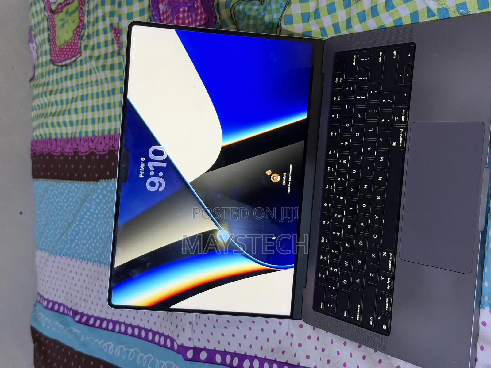 Laptop Apple MacBook Pro 2021 M1 16GB Apple M1 Pro SSD 512GB