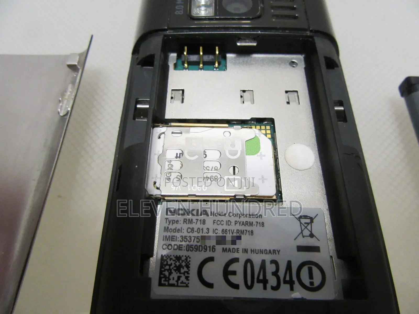 Nokia C6-01 Gray