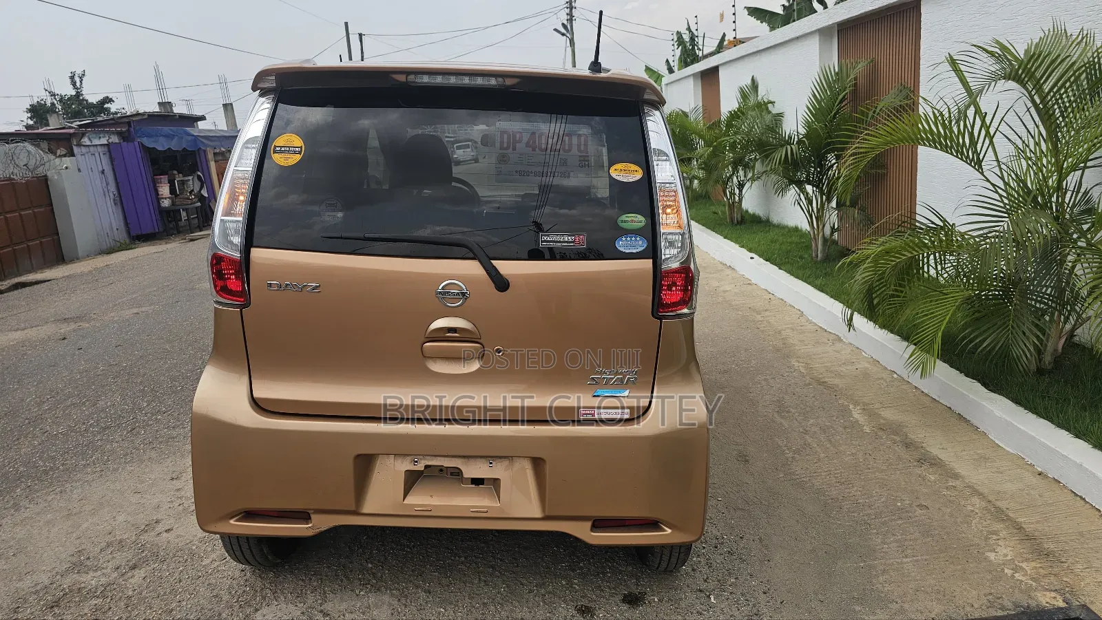 Nissan Dayz Highway Star G 2014 Gold