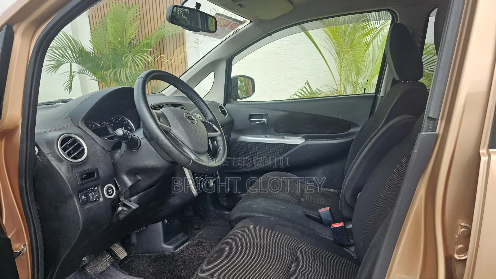 Nissan Dayz Highway Star G 2014 Gold