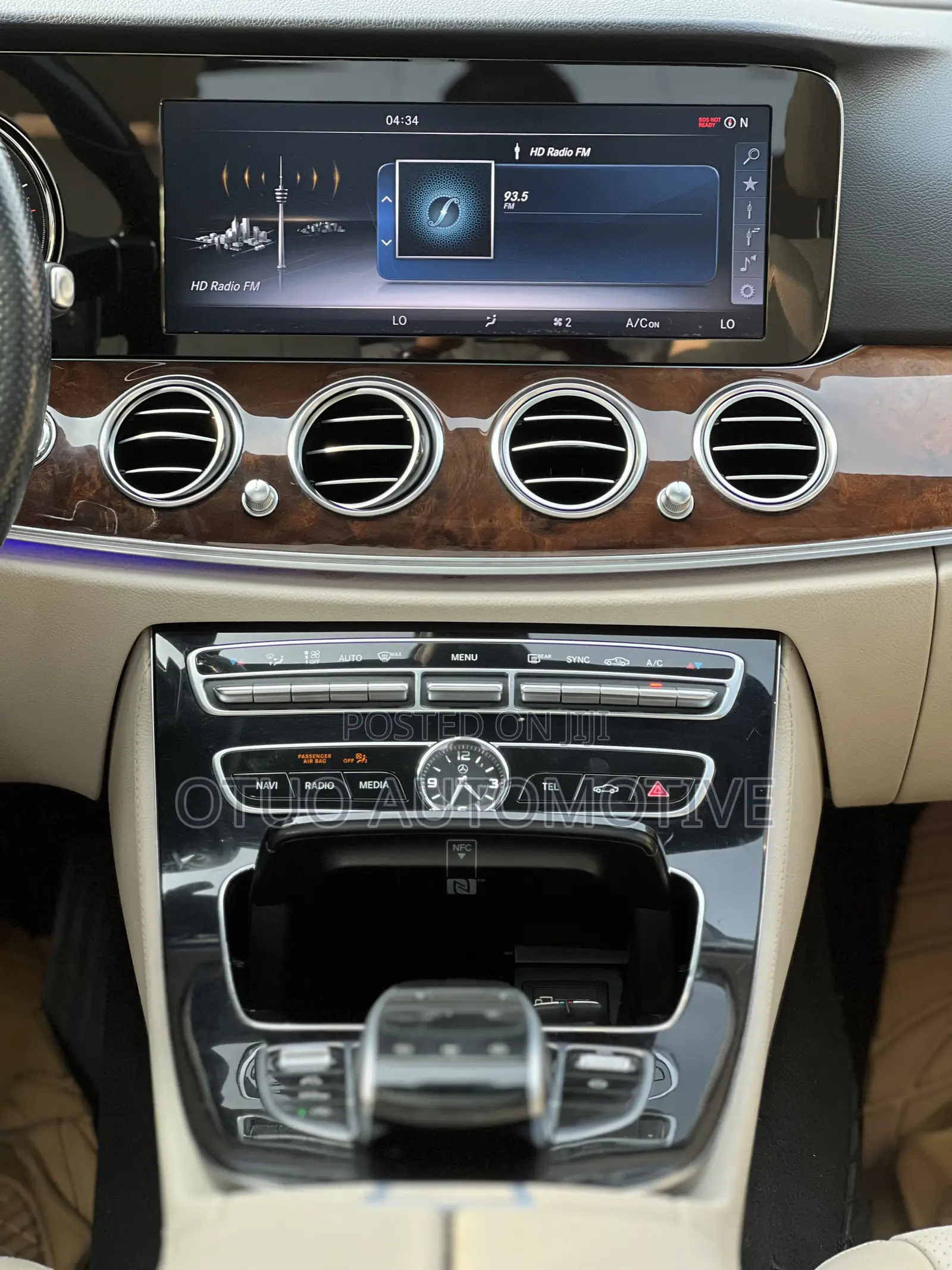Mercedes-Benz E300 2016 White